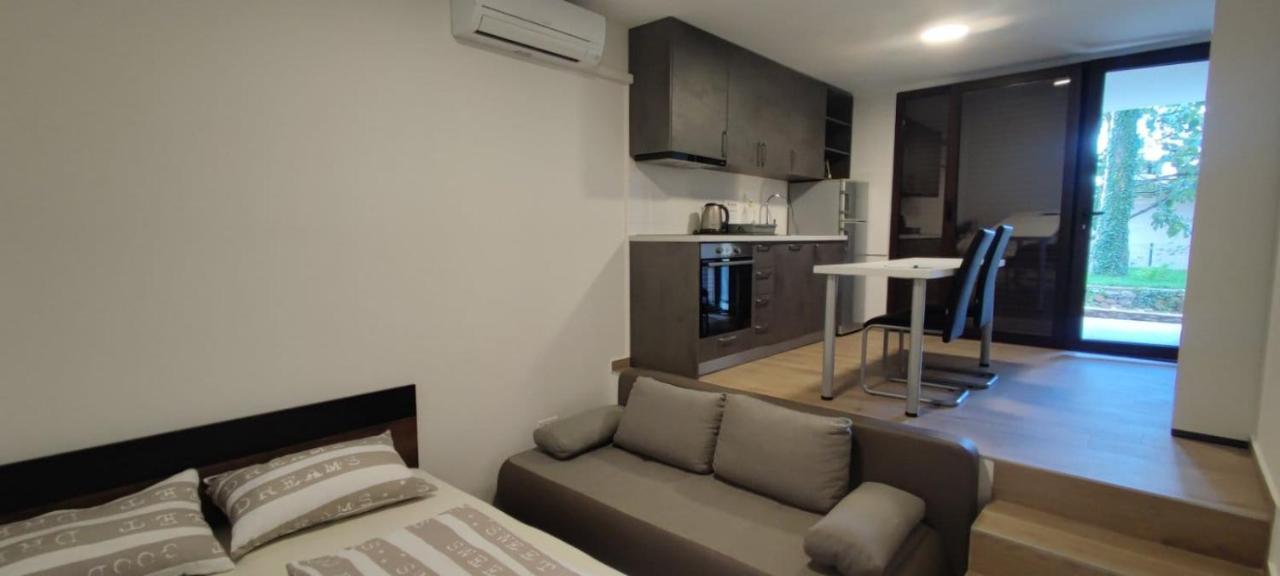 Studio Malinska, 30M From The Beach Dış mekan fotoğraf